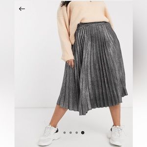 New Look Curve Glitter Pleated Midi Skirt NWT